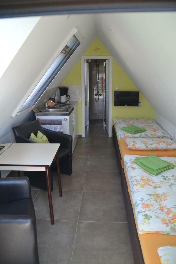 Radlerwohnung Bei Familie Saupe Schaprode Exteriér fotografie
